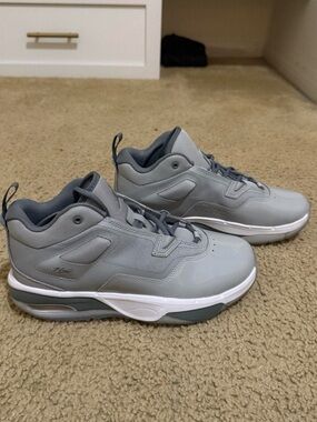 Nike Air Jordan Stay Loyal 3 Sneakers Wolf Grey Size 7 Youth or Wmns 8.5